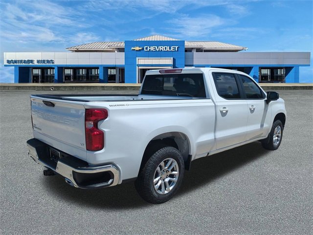2025 Chevrolet Silverado 1500 LT photo 3