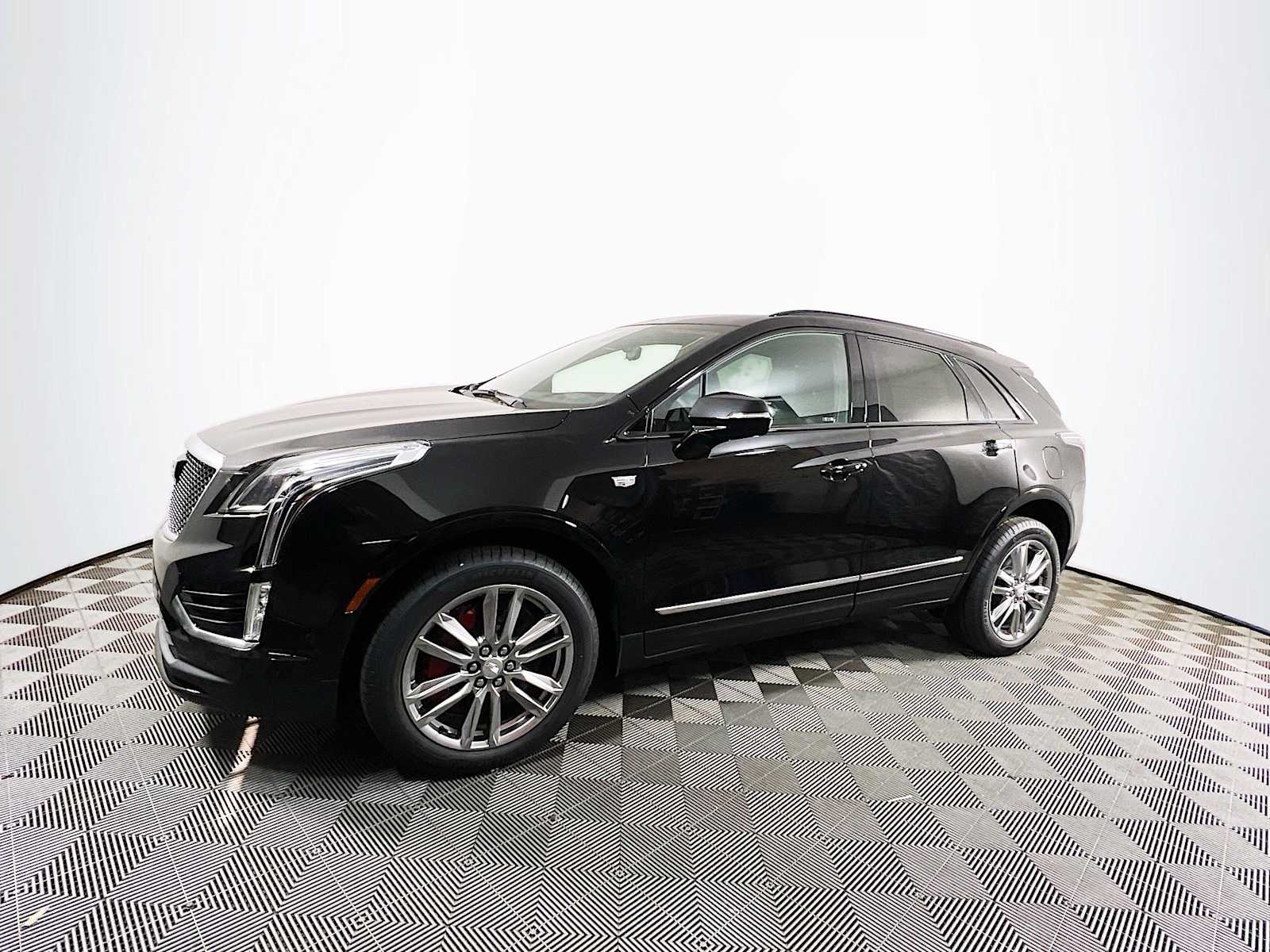 2025 Cadillac XT5 Sport's photo