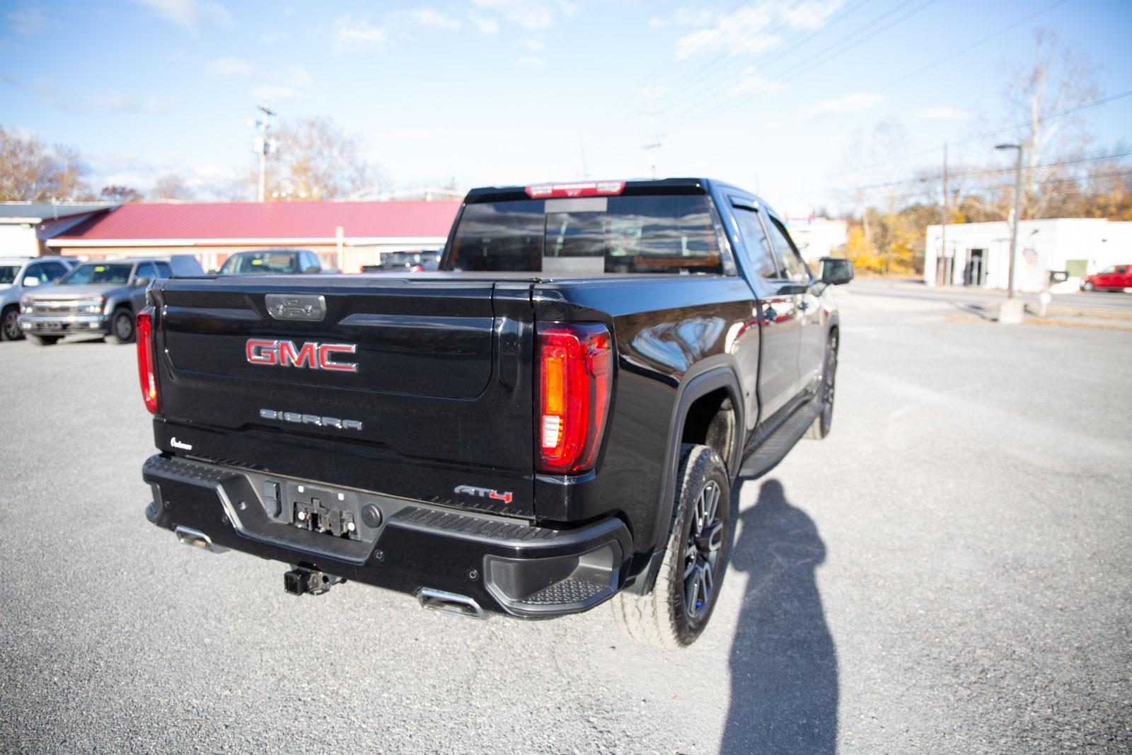 2022 Gmc Sierra 1500 AT4 photo 2