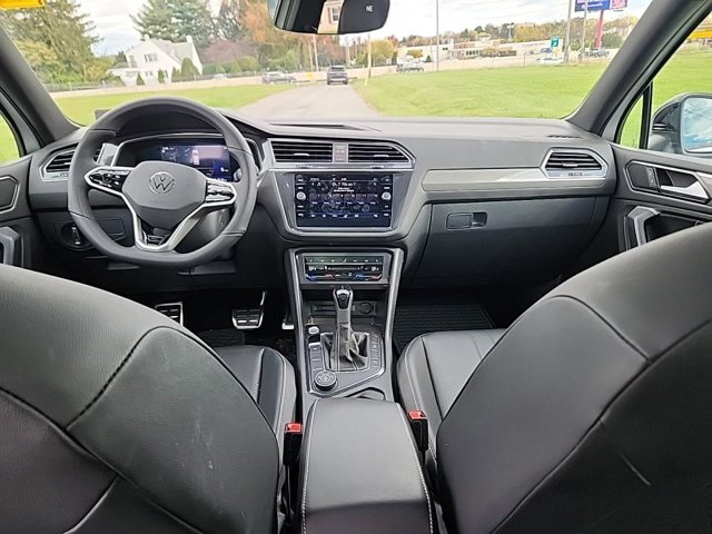 2022 Volkswagen Tiguan SE R-Line Black photo 3