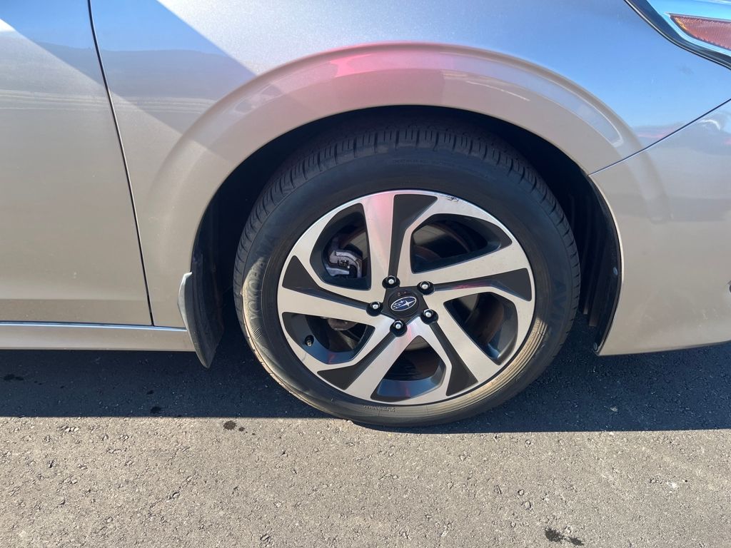 2020 Subaru Legacy Limited photo 2