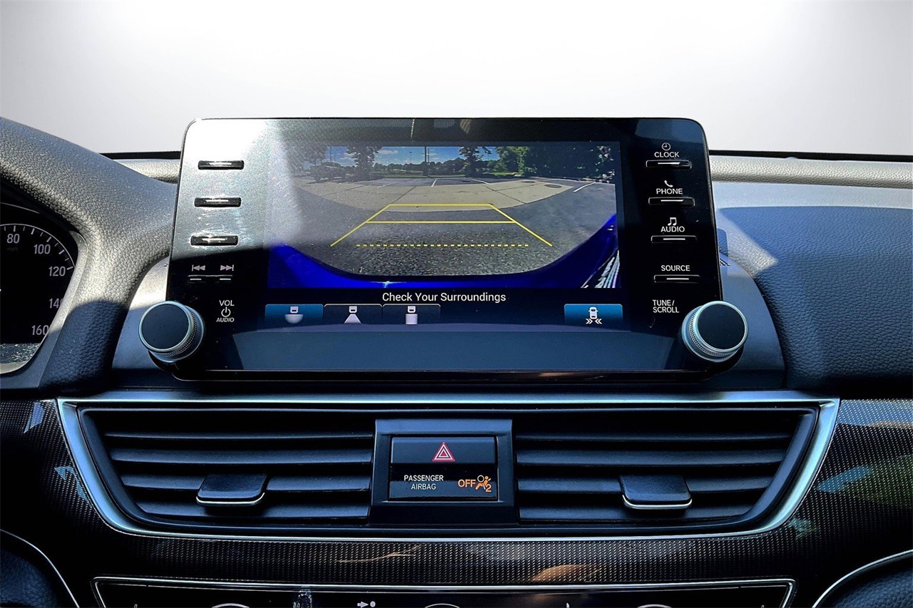 2022 Honda Accord Sport 2.0T photo 12