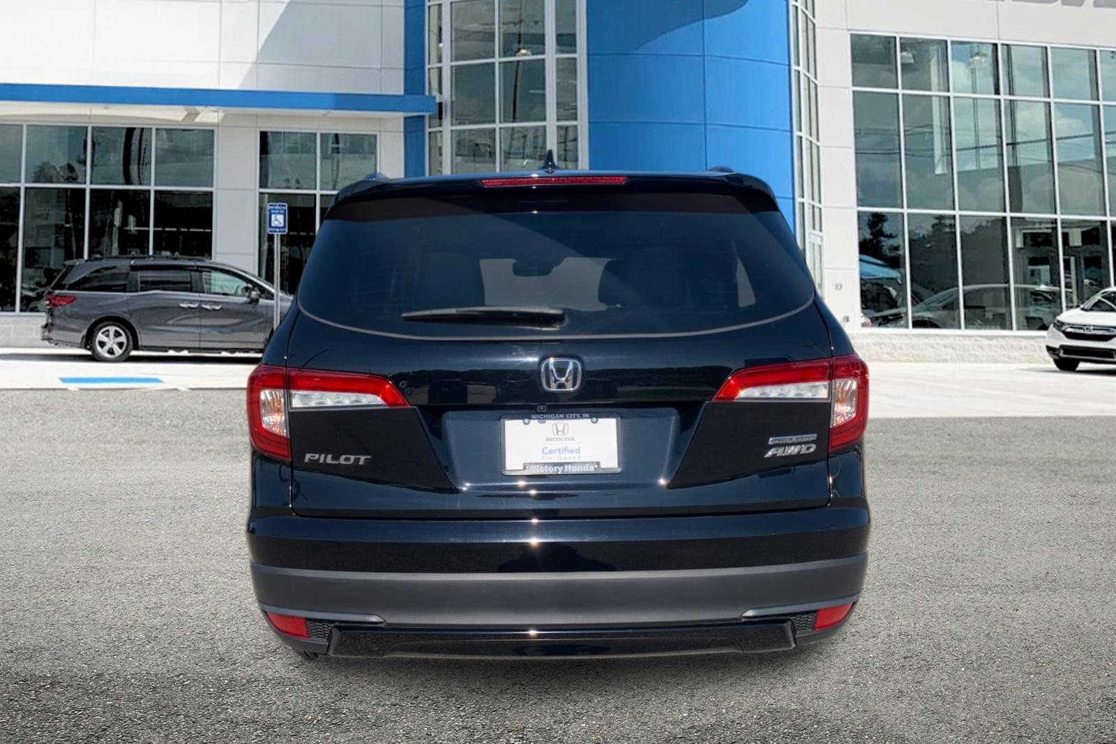 2022 Honda Pilot Special Edition photo 3