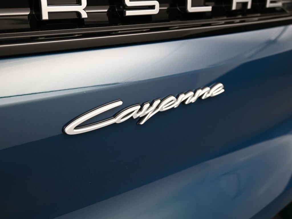 2026 Porsche Cayenne E-Hybrid Coupe photo 8