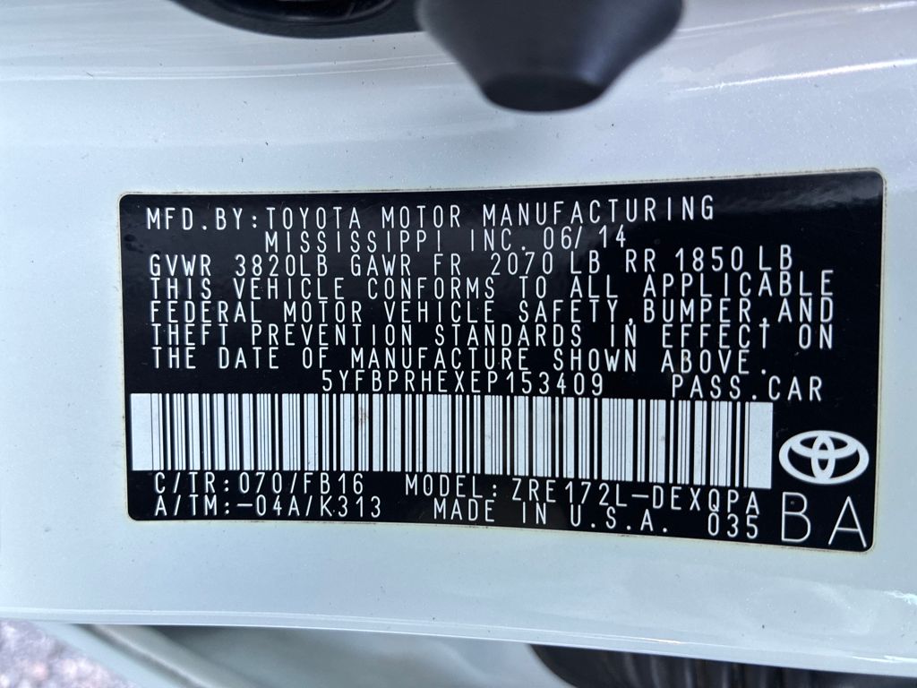 2014 Toyota Corolla LE Eco photo 25