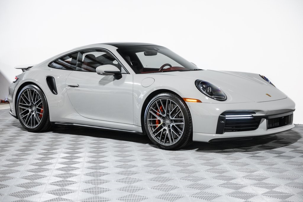 2022 Porsche 911 Turbo photo 4