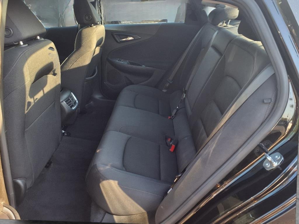 2023 Chevrolet Malibu 1LT photo 9