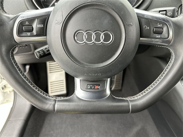 2010 Audi TTS photo 6