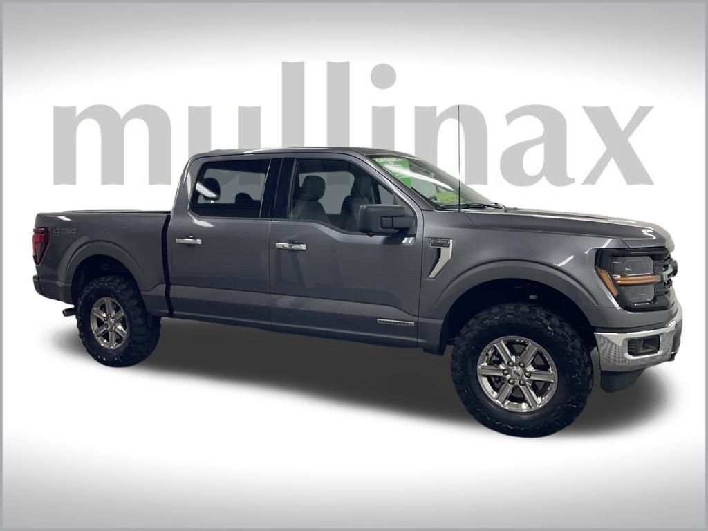 2024 Ford F-150 XLT photo 2