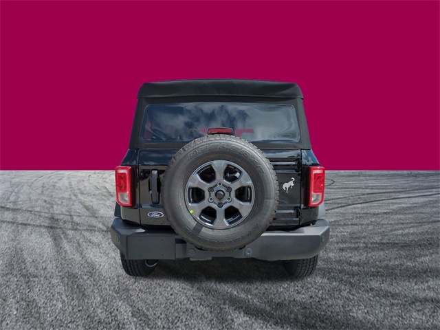 2025 Ford Bronco Big Bend photo 2