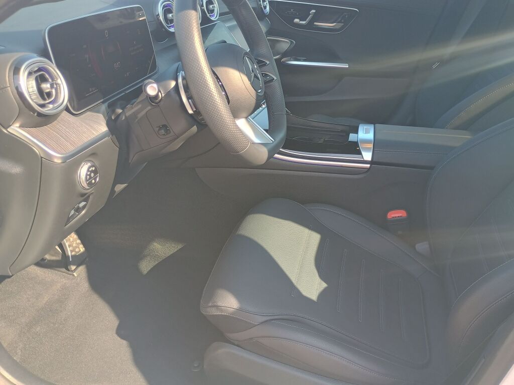 2025 Mercedes Benz C 300 4MATIC photo 9