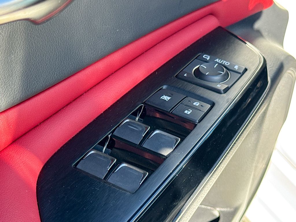 2024 Lexus ES 350 F SPORT Handling photo 18