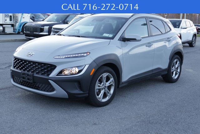 2023 Hyundai Kona SEL photo 3