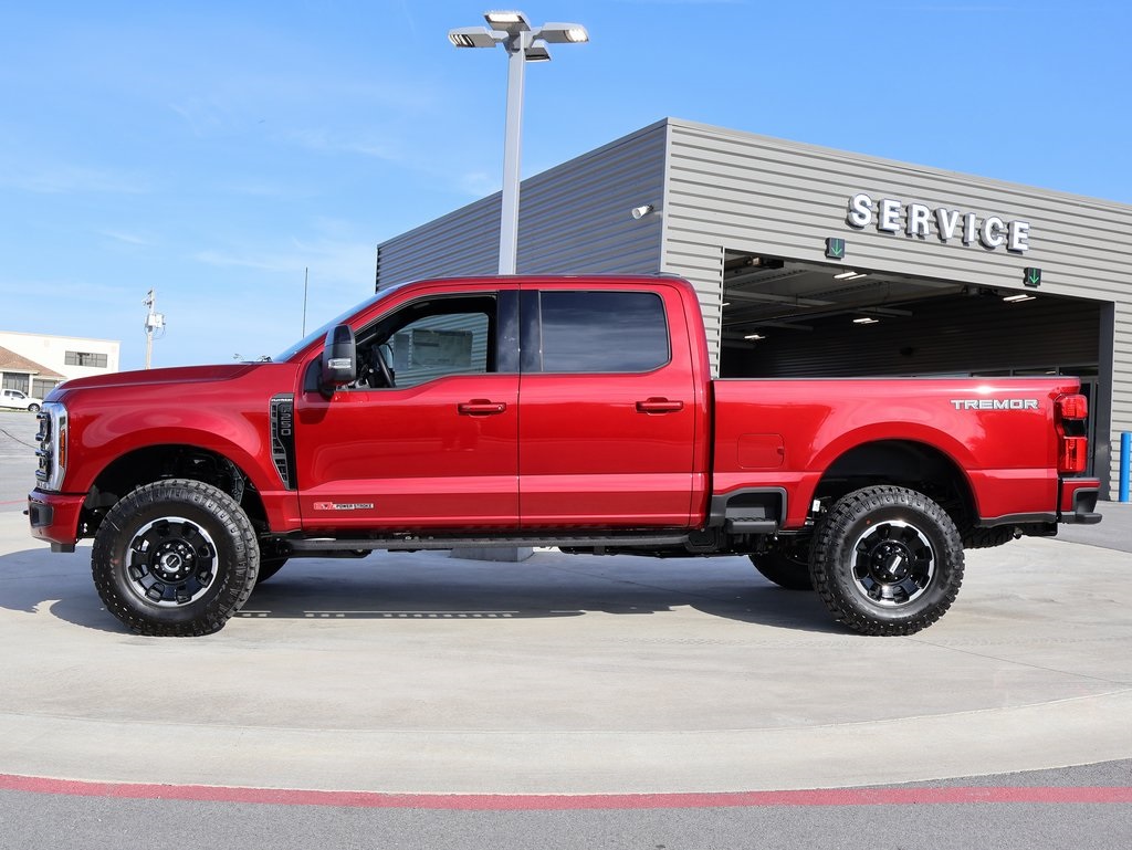 2025 Ford F-250 Platinum photo 2