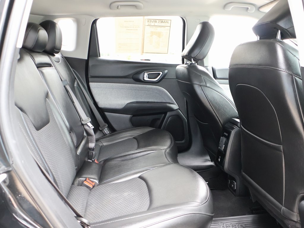 2022 Jeep Compass Latitude photo 12