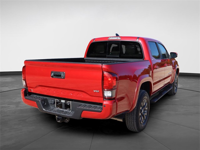 2022 Toyota Tacoma Hybrid LE photo 2