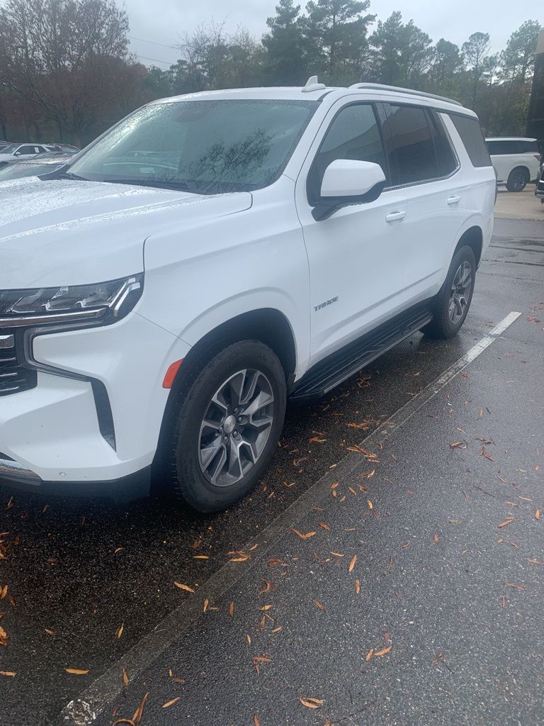 2023 Chevrolet Tahoe LT photo 3