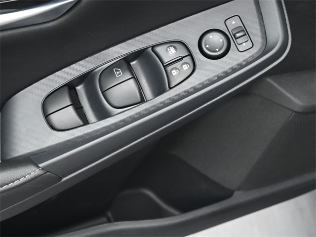 2025 Nissan Sentra SV photo 12