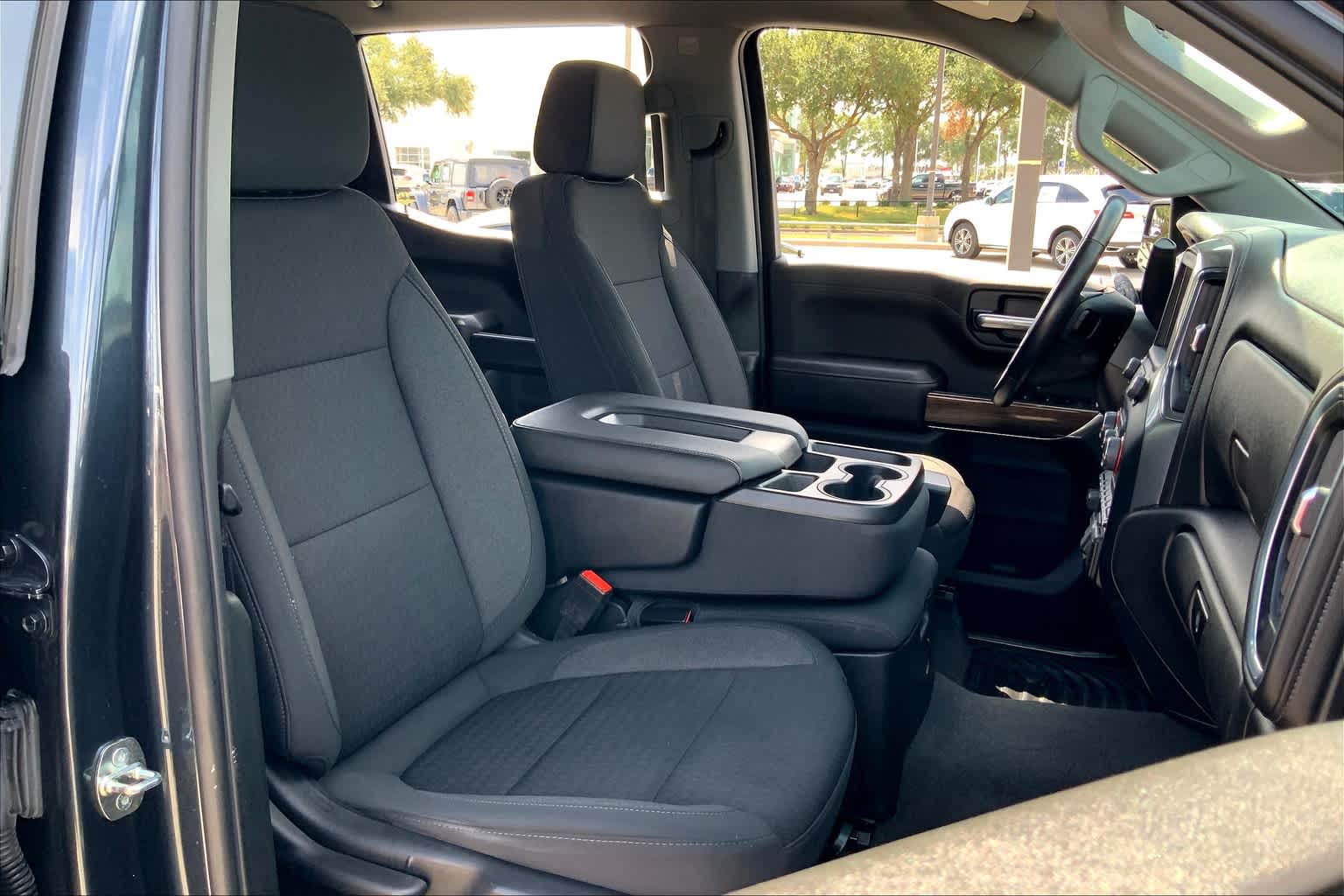 2021 Chevrolet Silverado 1500 LT photo 8
