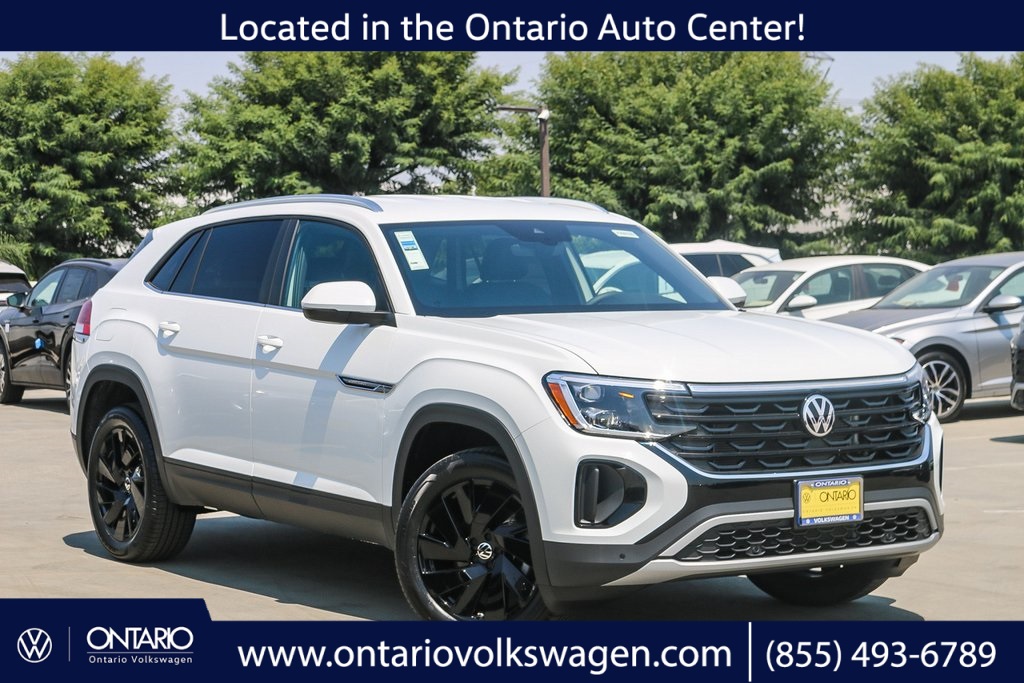 2025 Volkswagen Atlas Cross Sport SE w/Tech's photo