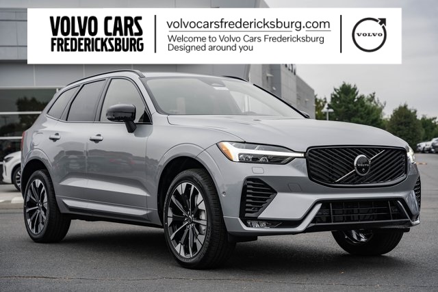2026 Volvo XC60 Plus's photo