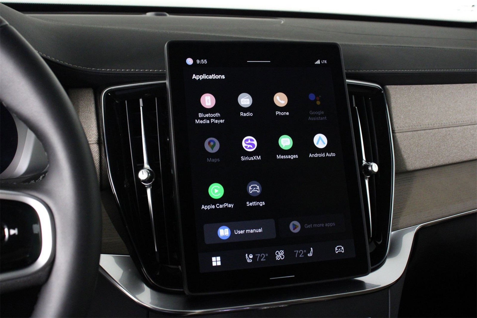2026 Volvo XC90 T8 Core photo 6