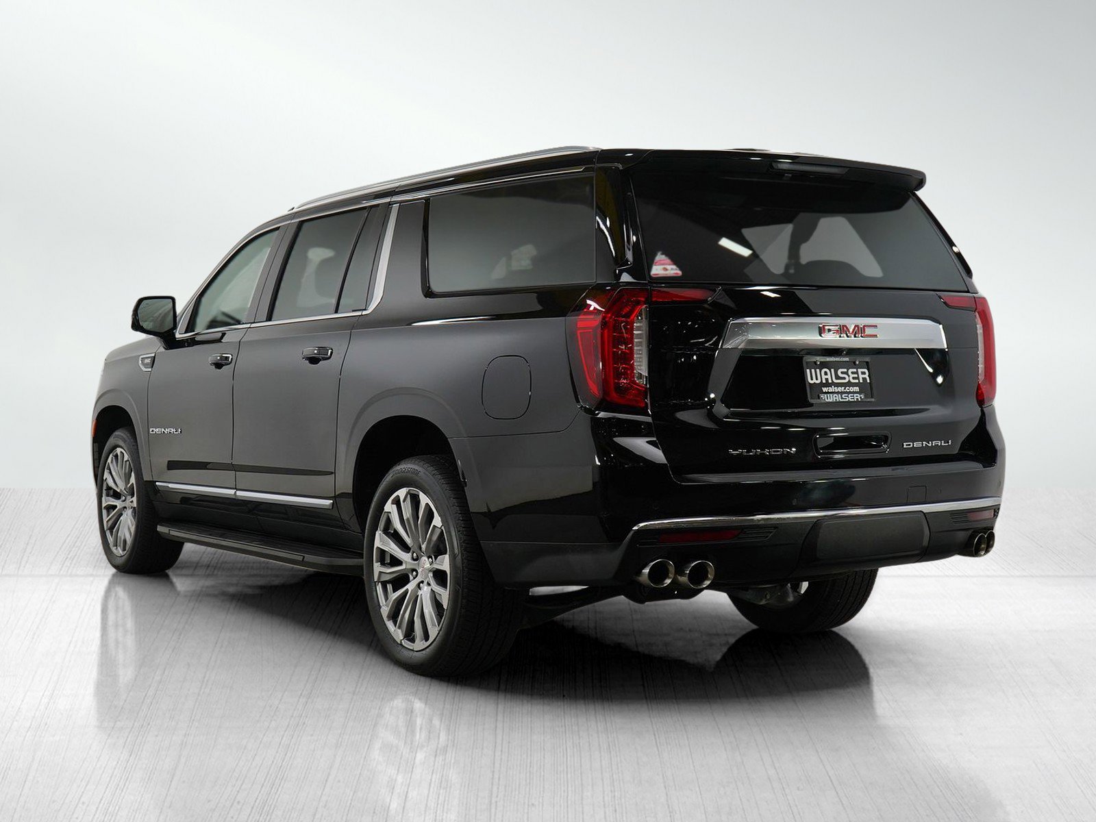 2023 Gmc Yukon XL Denali photo 3