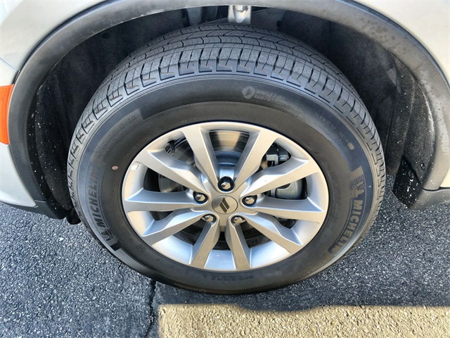 2024 Dodge Durango SXT photo 2