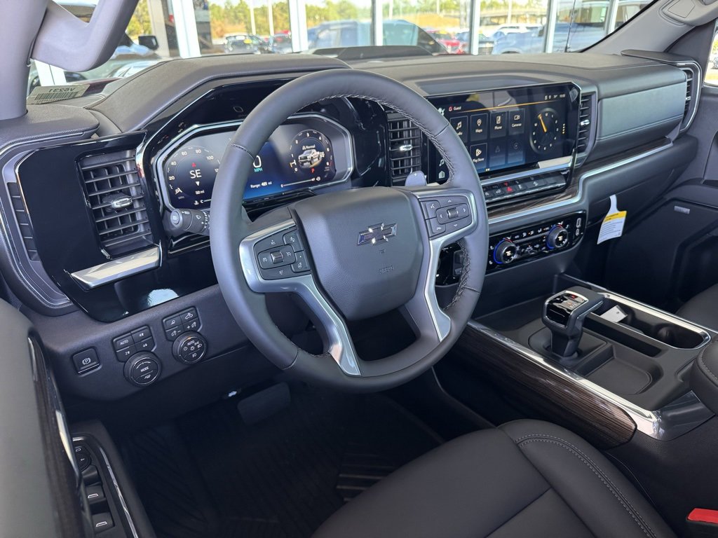 2026 Chevrolet Silverado 1500 LT Trail Boss photo 3