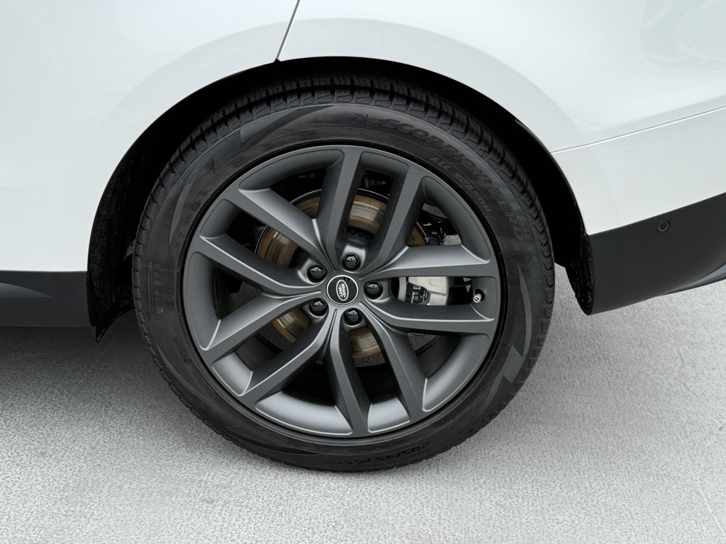 2025 Land Rover Range Rover Sport P360 S photo 7