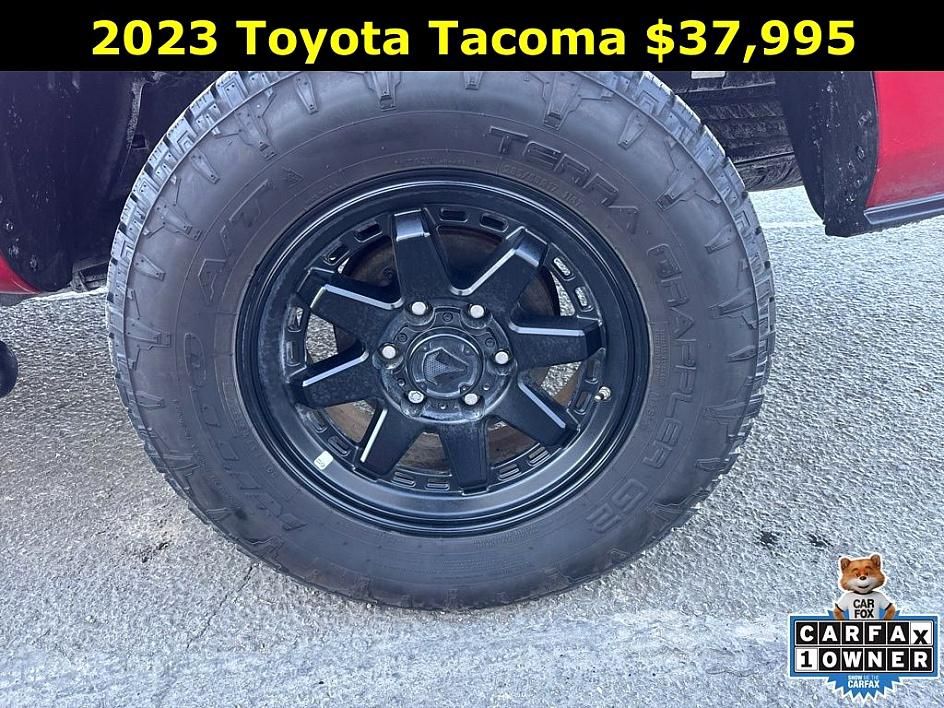 2023 Toyota Tacoma SR photo 9