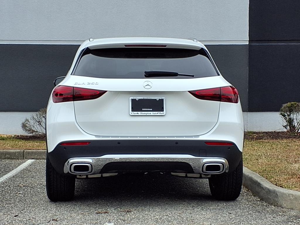 2025 Mercedes Benz GLA 250 photo 5