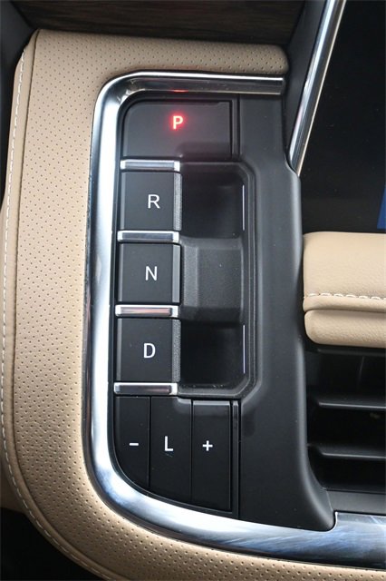 2024 Chevrolet Tahoe Premier photo 18