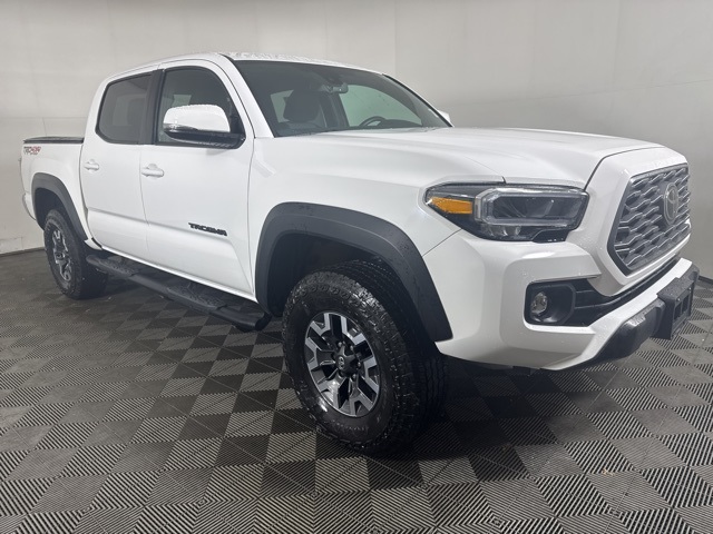 2023 Toyota Tacoma TRD Off Road's photo