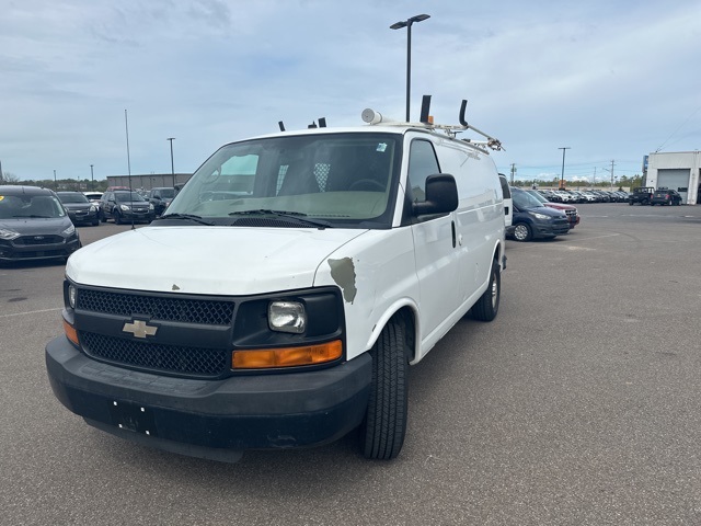2011 Chevrolet Express Cargo 2500 Van photo 3