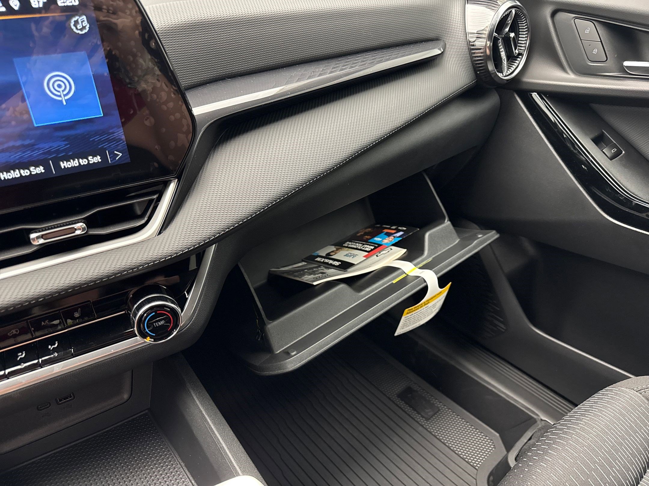 2026 Chevrolet Equinox LT photo 38