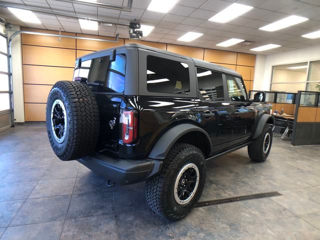2025 Ford Bronco Badlands photo 6