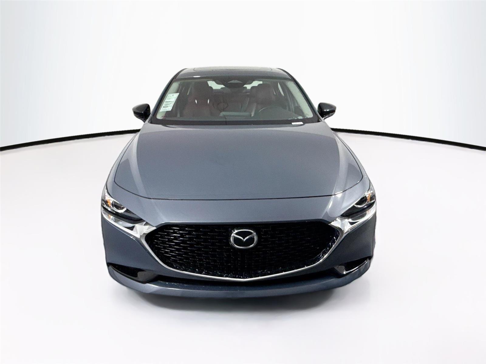2024 Mazda Mazda3 2.5 s Carbon photo 3