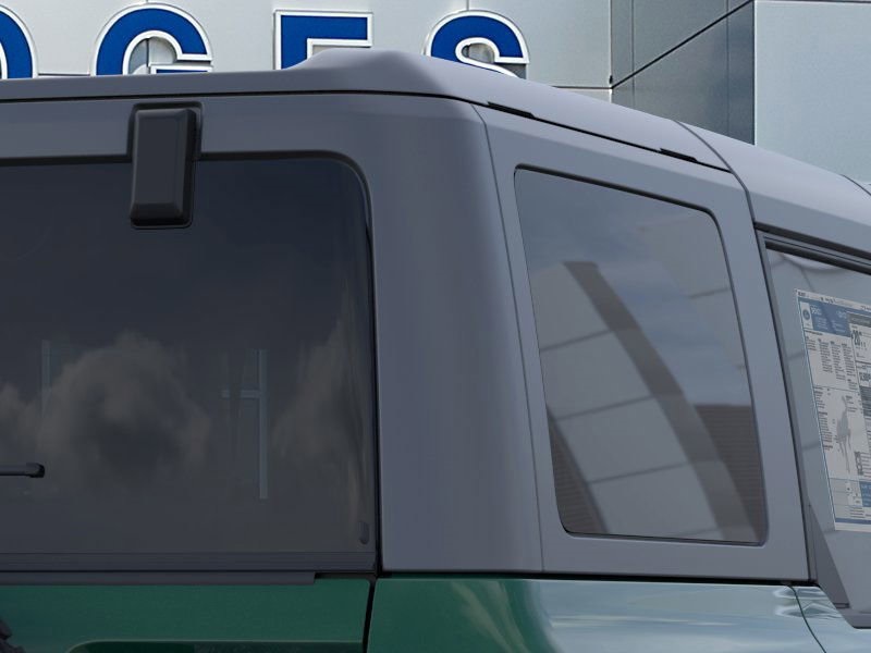 2025 Ford Bronco Outer Banks photo 17