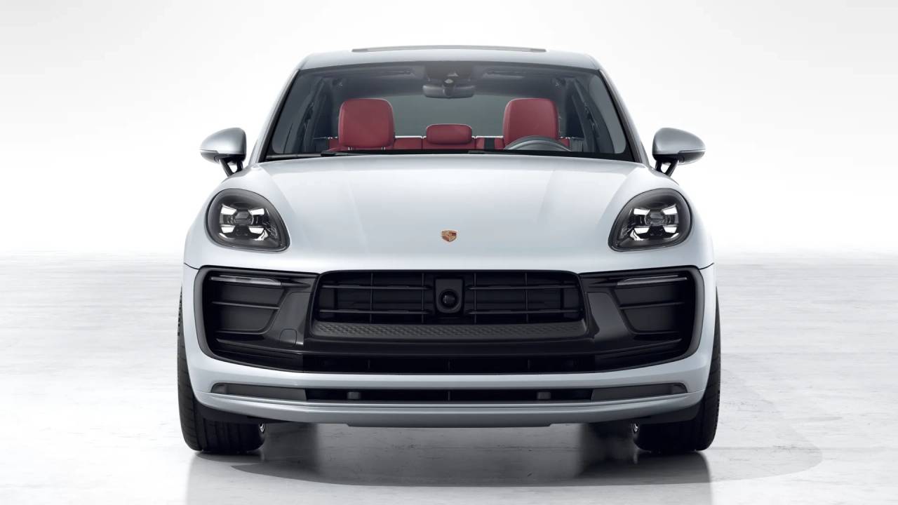 2026 Porsche Macan T photo 9