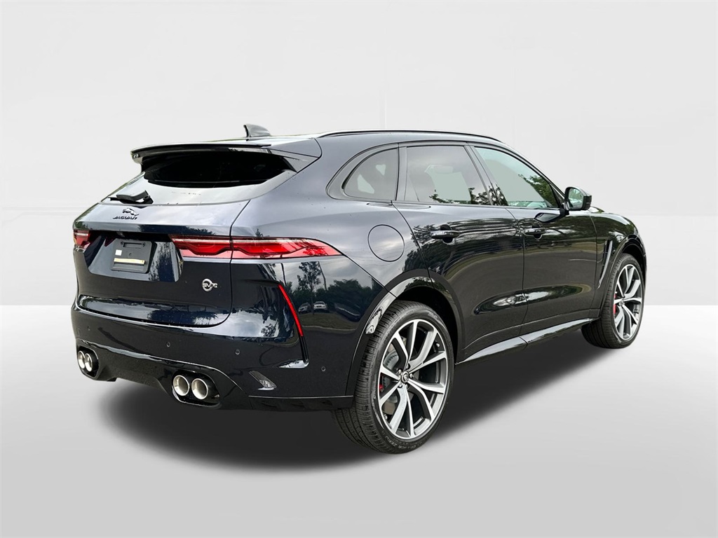 2026 Jaguar F-PACE SVR photo 4