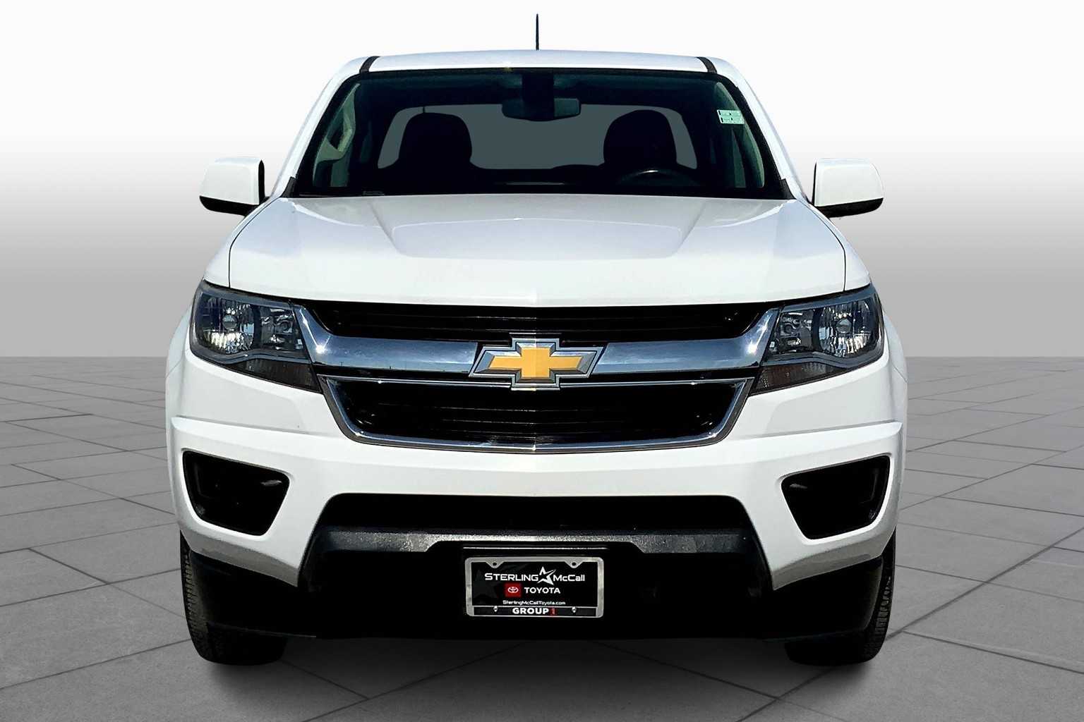 2016 Chevrolet Colorado LT photo 3