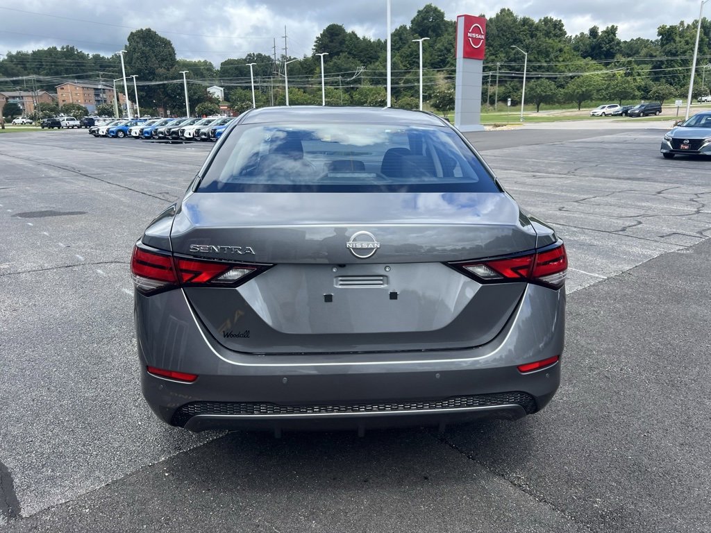 2025 Nissan Sentra S photo 4