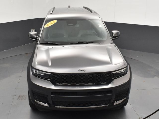 2024 Jeep Grand Cherokee Altitude photo 22
