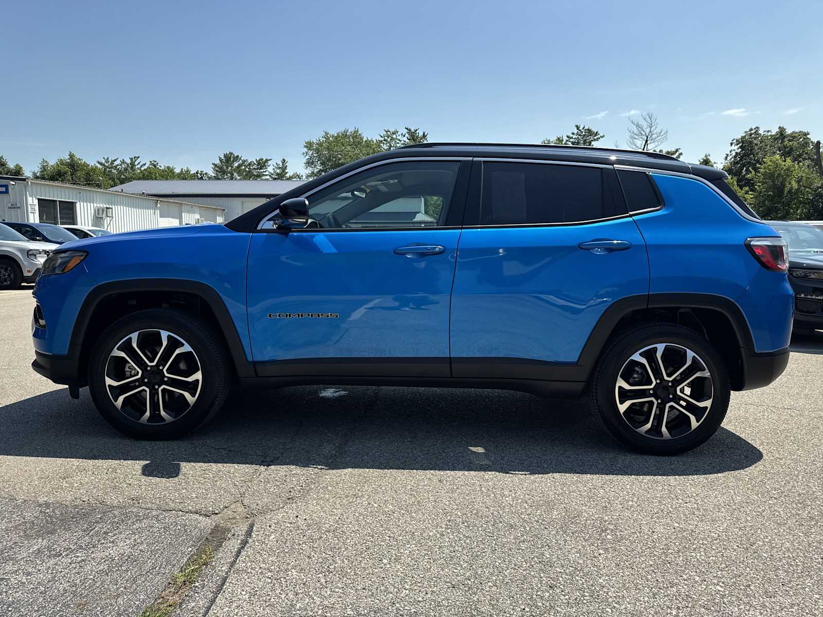 2022 Jeep Compass Limited photo 7