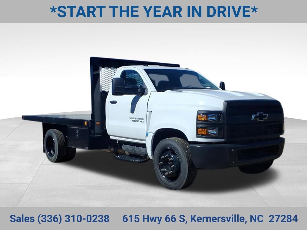 2024 Chevrolet Silverado WT's photo