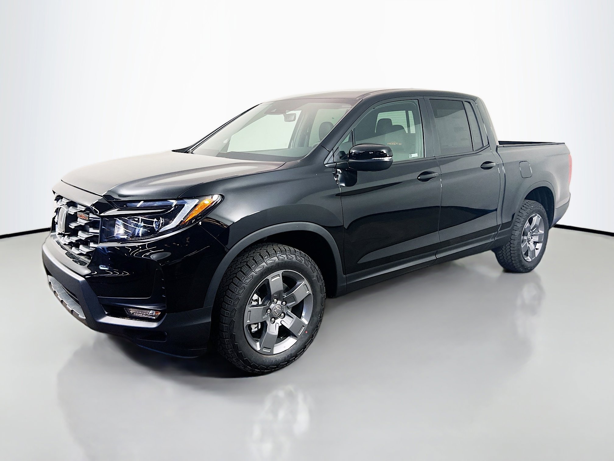 2025 Honda Ridgeline TrailSport photo 4