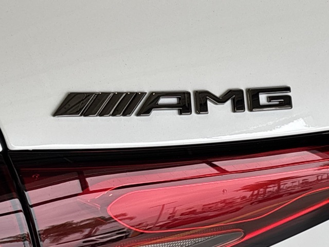 2026 Mercedes Benz GLC AMG 43 4MATIC photo 4