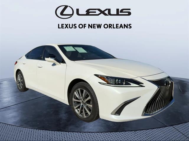 2020 Lexus ES