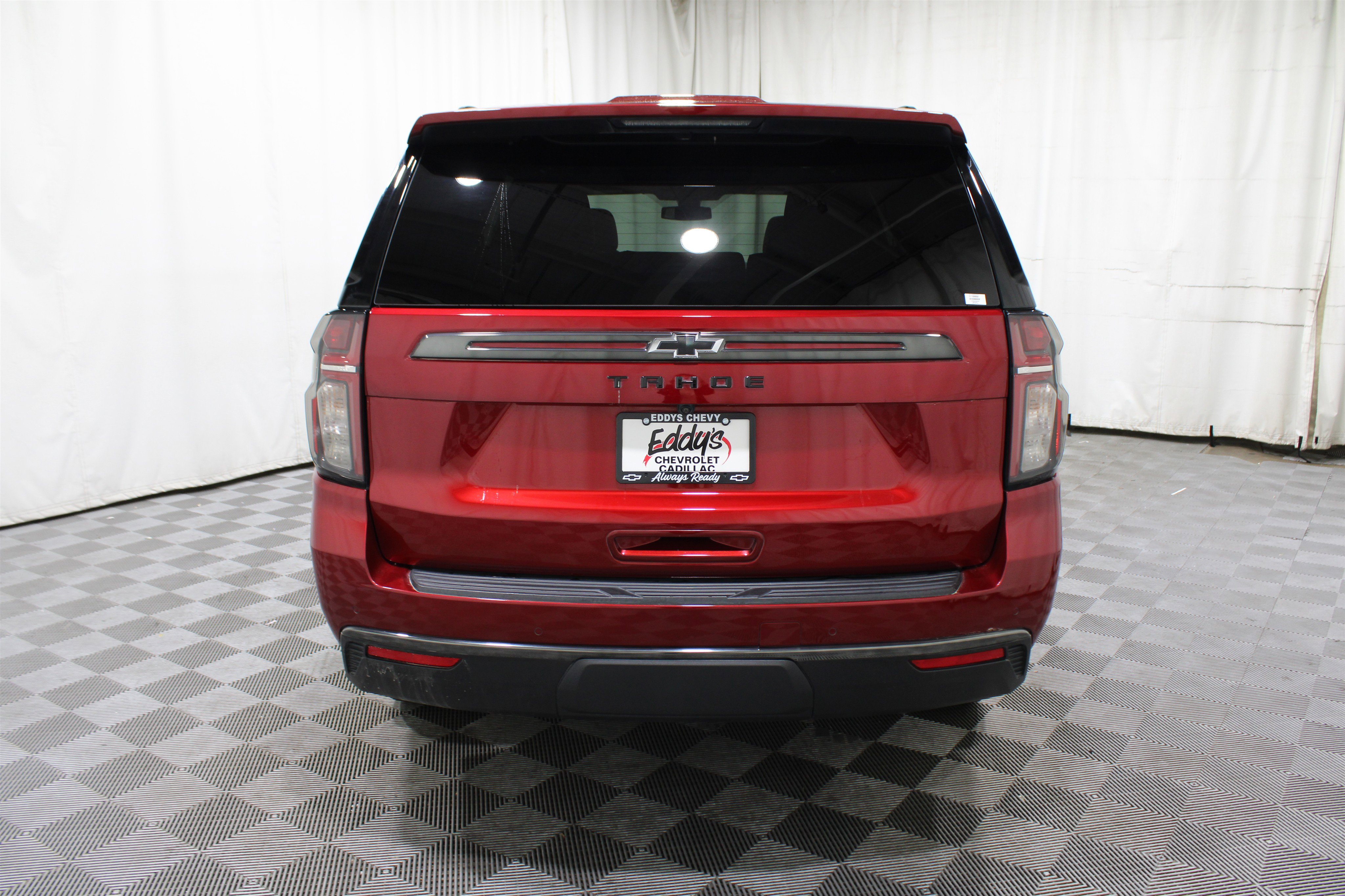 2022 Chevrolet Tahoe Z71 photo 2